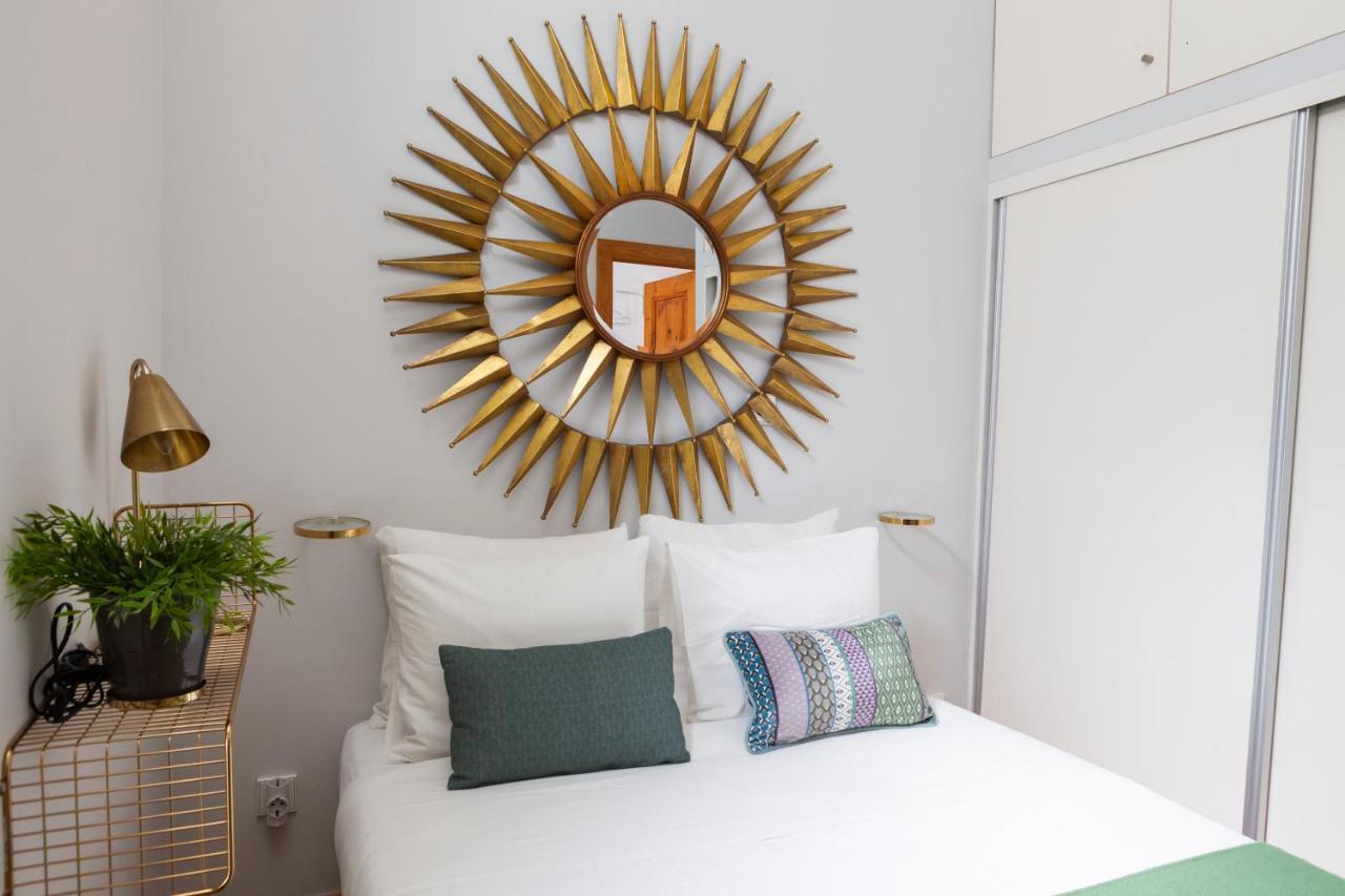 Alfama Terrace Apartment With Authentic XVIII Tiles And Historic Notes 3 Bedrooms & 2 Bathrooms Ac Lisbon Luaran gambar