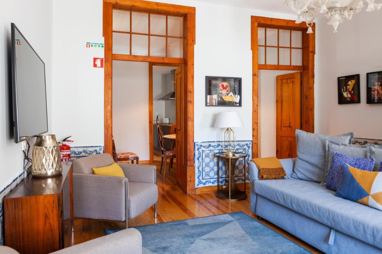 Alfama Terrace Apartment With Authentic XVIII Tiles And Historic Notes 3 Bedrooms & 2 Bathrooms Ac Lisbon Luaran gambar