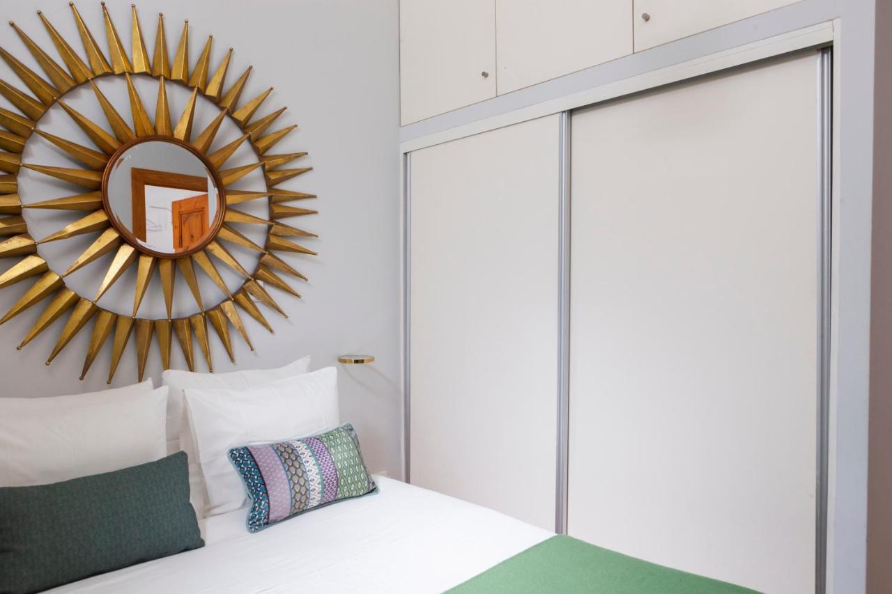 Alfama Terrace Apartment With Authentic XVIII Tiles And Historic Notes 3 Bedrooms & 2 Bathrooms Ac Lisbon Luaran gambar