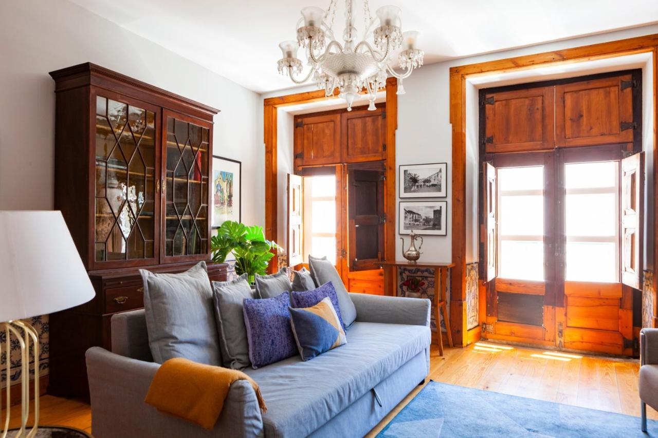 Alfama Terrace Apartment With Authentic XVIII Tiles And Historic Notes 3 Bedrooms & 2 Bathrooms Ac Lisbon Luaran gambar