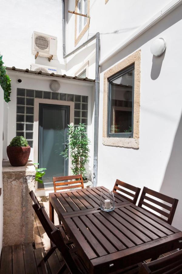 Alfama Terrace Apartment With Authentic XVIII Tiles And Historic Notes 3 Bedrooms & 2 Bathrooms Ac Lisbon Luaran gambar