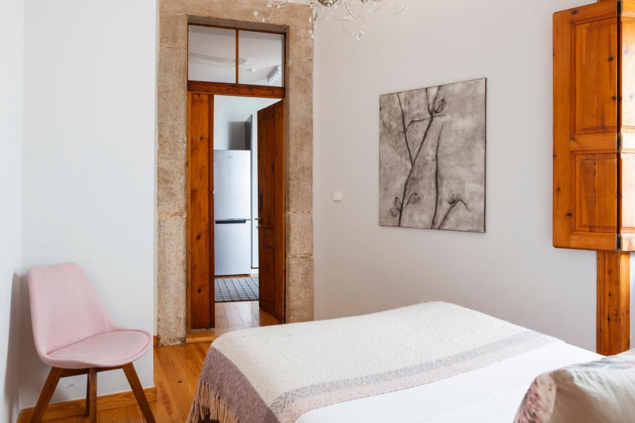 Alfama Terrace Apartment With Authentic XVIII Tiles And Historic Notes 3 Bedrooms & 2 Bathrooms Ac Lisbon Luaran gambar
