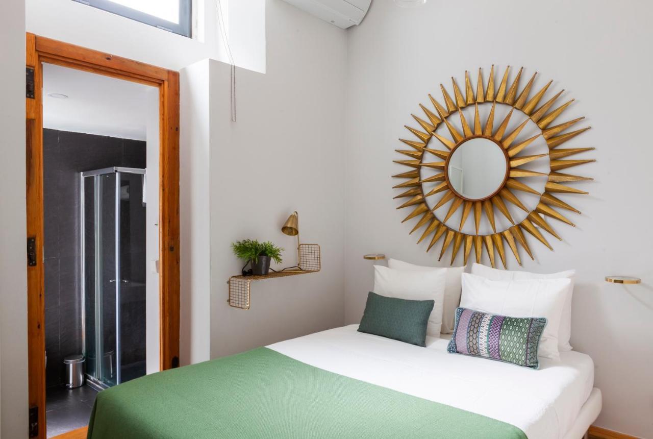 Alfama Terrace Apartment With Authentic XVIII Tiles And Historic Notes 3 Bedrooms & 2 Bathrooms Ac Lisbon Luaran gambar